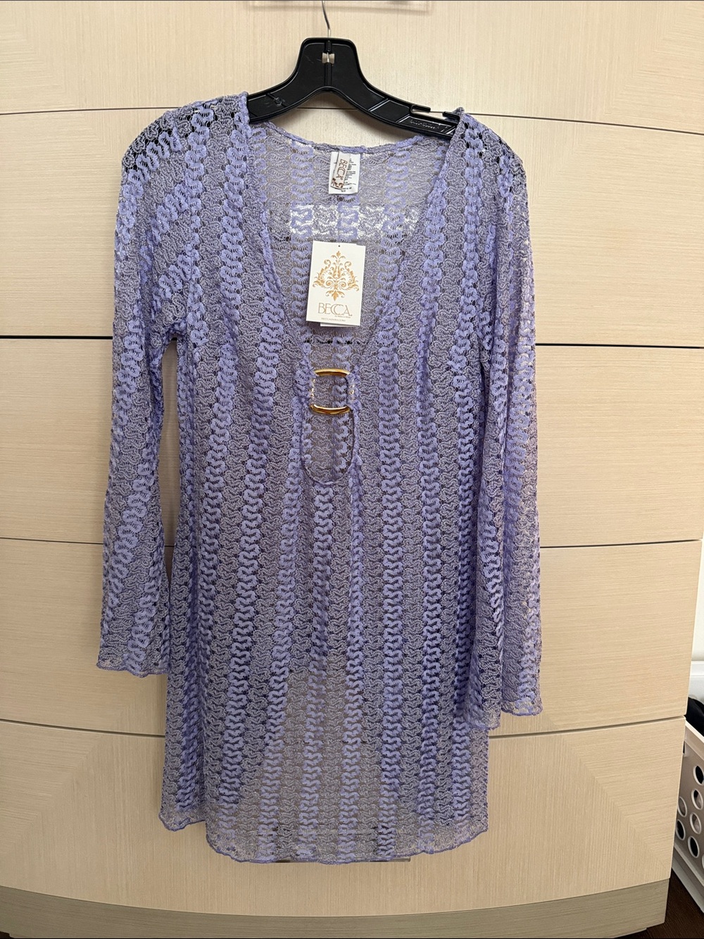 BECCA Lilac Crochet V-Neck Beach Tunic with Gold Rings small new with tags